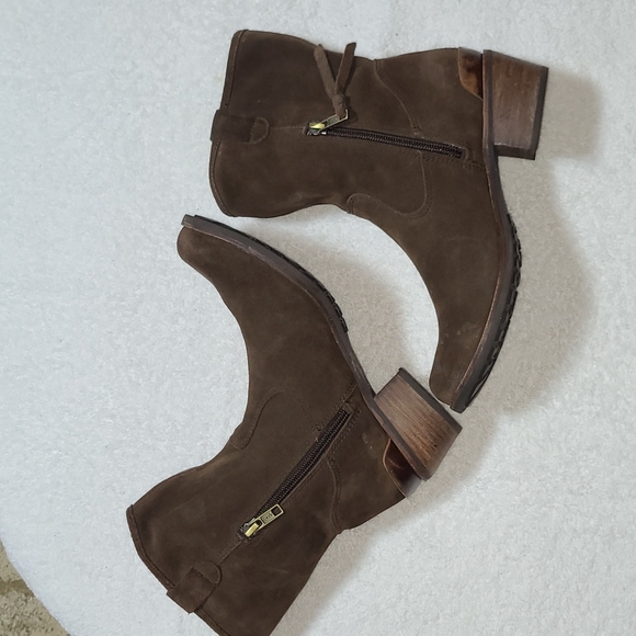 UGG Briar  Suede Zip Up Ankle Boots Size 6 Women's - Picture 3 of 10